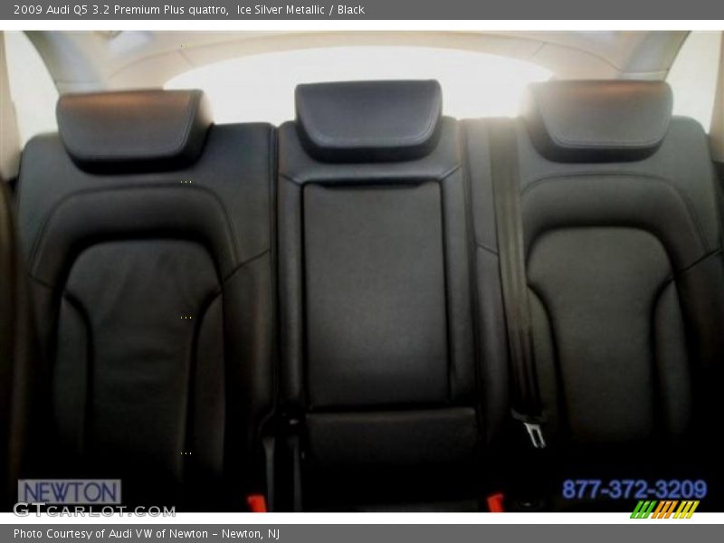 Ice Silver Metallic / Black 2009 Audi Q5 3.2 Premium Plus quattro