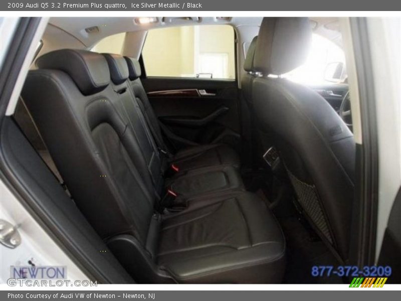 Ice Silver Metallic / Black 2009 Audi Q5 3.2 Premium Plus quattro