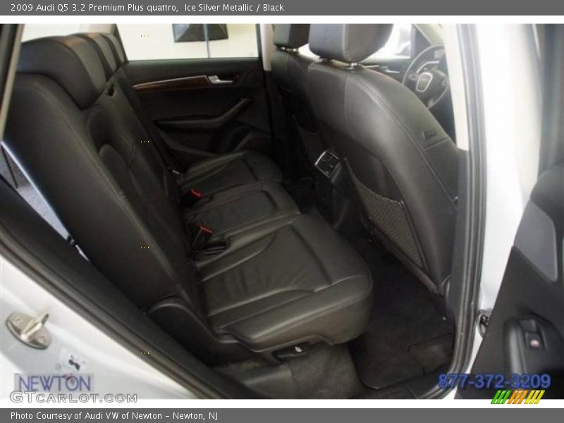 Ice Silver Metallic / Black 2009 Audi Q5 3.2 Premium Plus quattro