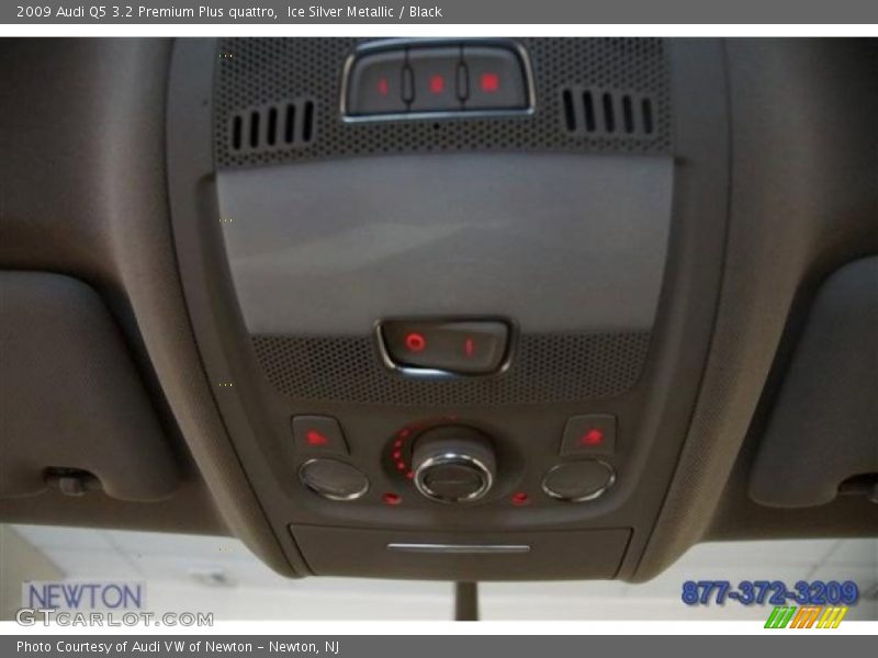 Ice Silver Metallic / Black 2009 Audi Q5 3.2 Premium Plus quattro