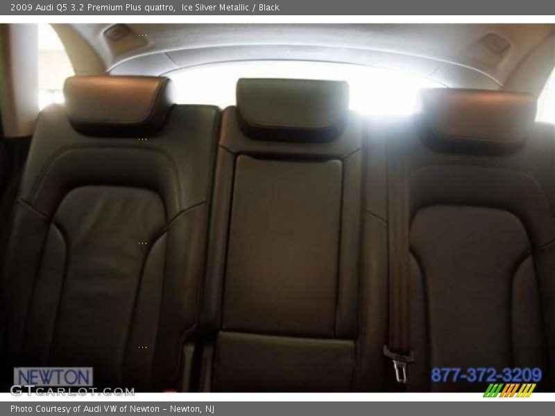 Ice Silver Metallic / Black 2009 Audi Q5 3.2 Premium Plus quattro