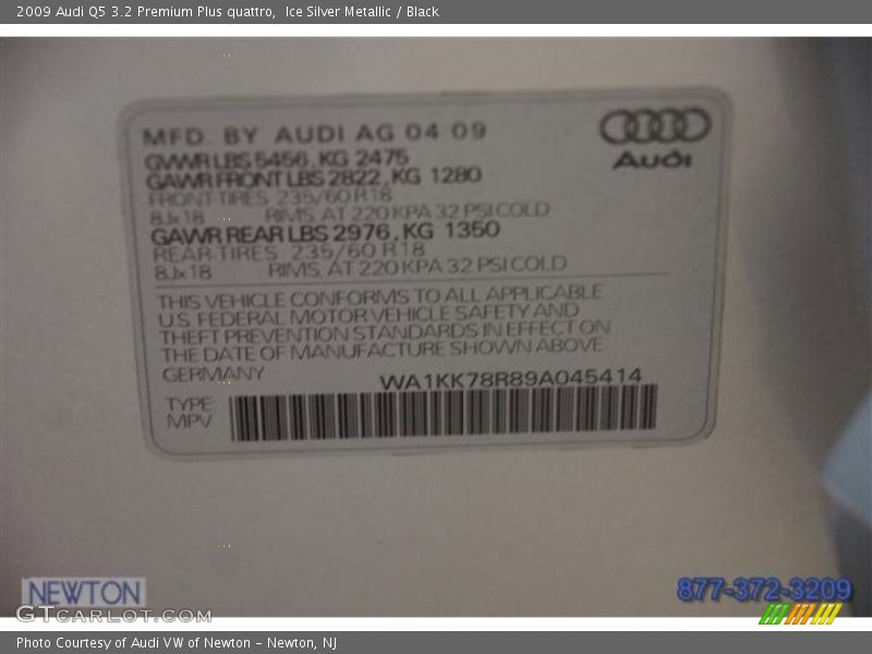 Ice Silver Metallic / Black 2009 Audi Q5 3.2 Premium Plus quattro