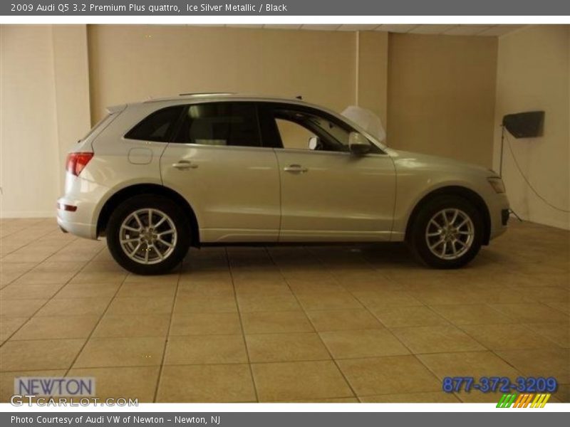 Ice Silver Metallic / Black 2009 Audi Q5 3.2 Premium Plus quattro