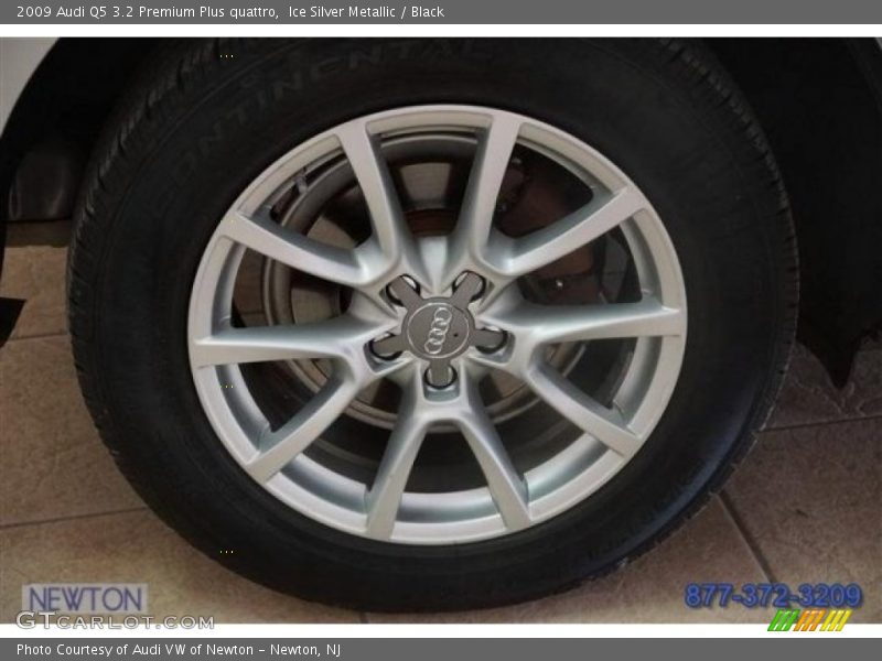 Ice Silver Metallic / Black 2009 Audi Q5 3.2 Premium Plus quattro