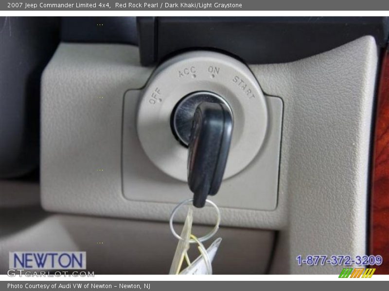 Red Rock Pearl / Dark Khaki/Light Graystone 2007 Jeep Commander Limited 4x4