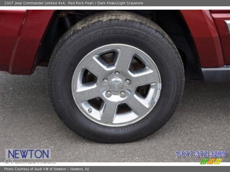 Red Rock Pearl / Dark Khaki/Light Graystone 2007 Jeep Commander Limited 4x4