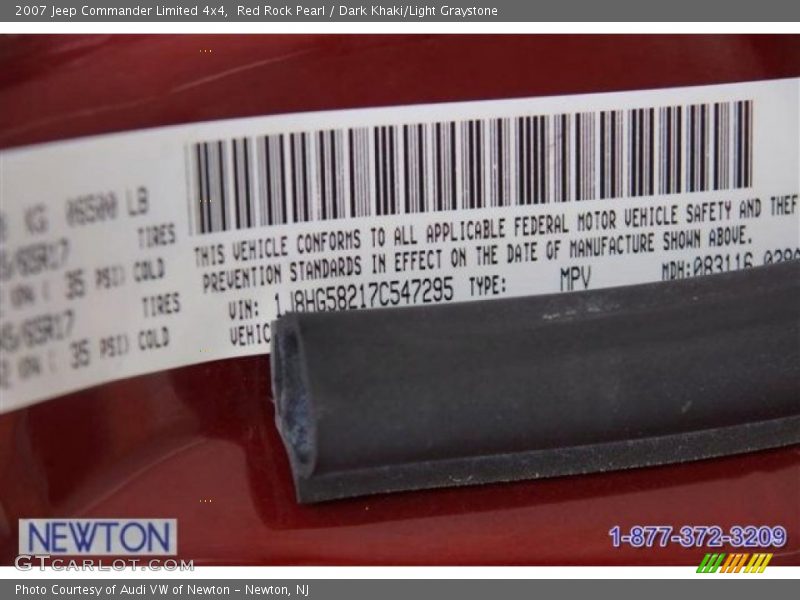 Red Rock Pearl / Dark Khaki/Light Graystone 2007 Jeep Commander Limited 4x4