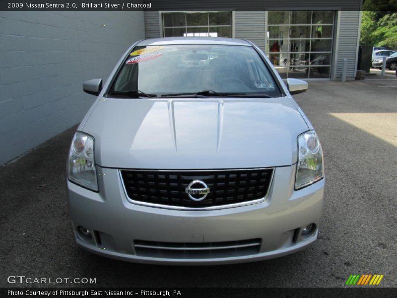 Brilliant Silver / Charcoal 2009 Nissan Sentra 2.0
