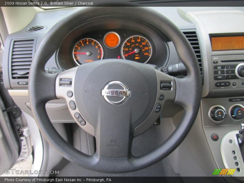 Brilliant Silver / Charcoal 2009 Nissan Sentra 2.0