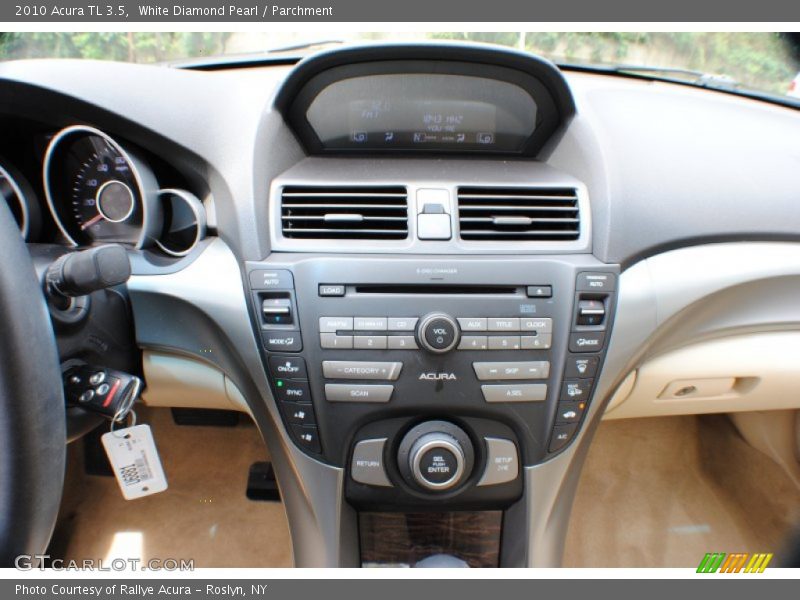 White Diamond Pearl / Parchment 2010 Acura TL 3.5