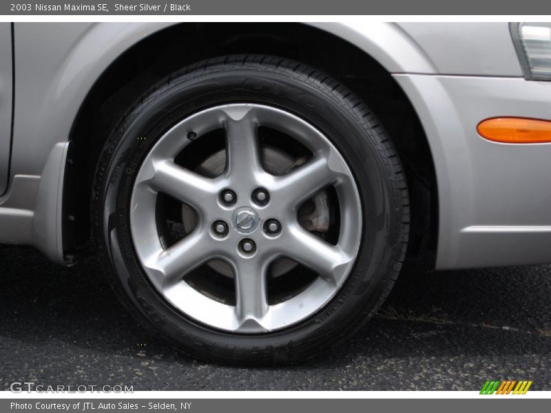 Sheer Silver / Black 2003 Nissan Maxima SE
