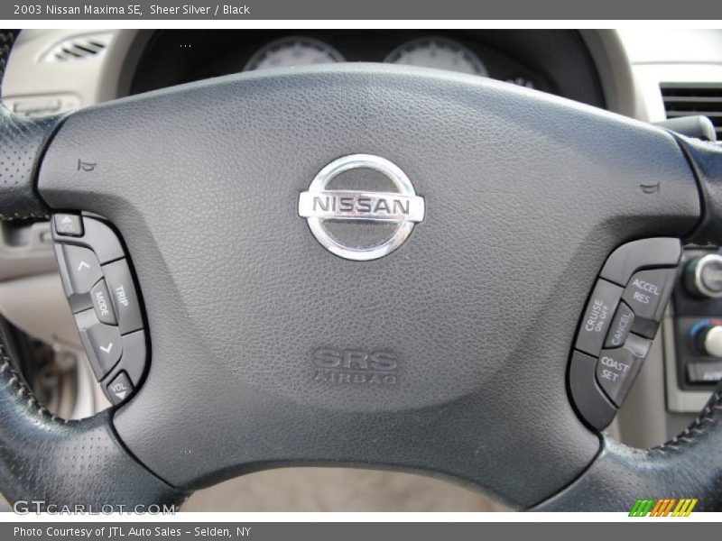 Sheer Silver / Black 2003 Nissan Maxima SE