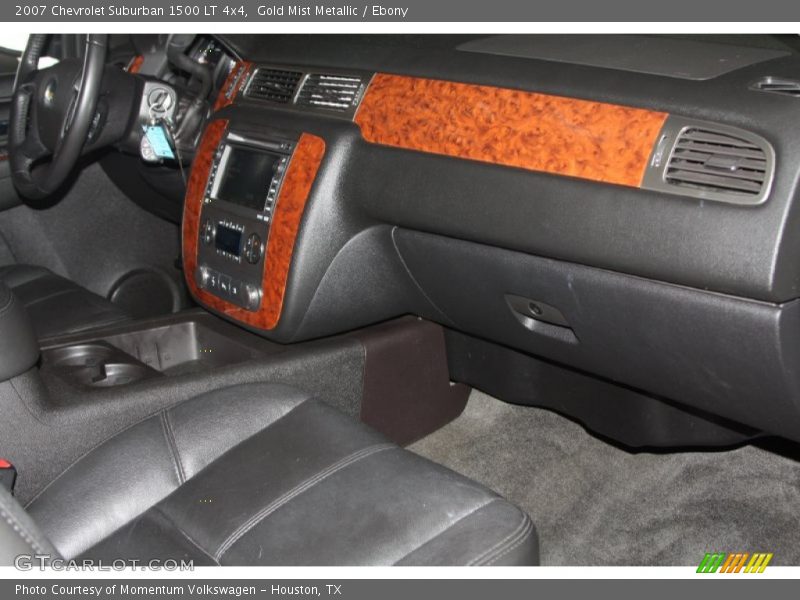 Gold Mist Metallic / Ebony 2007 Chevrolet Suburban 1500 LT 4x4