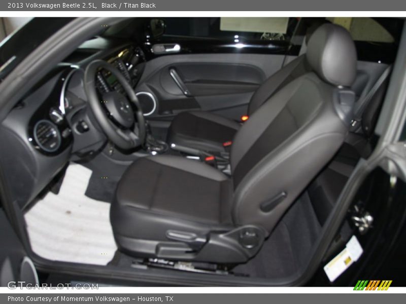 Black / Titan Black 2013 Volkswagen Beetle 2.5L