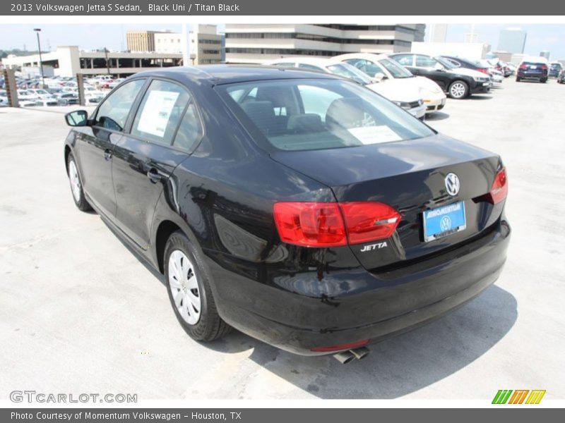 Black Uni / Titan Black 2013 Volkswagen Jetta S Sedan