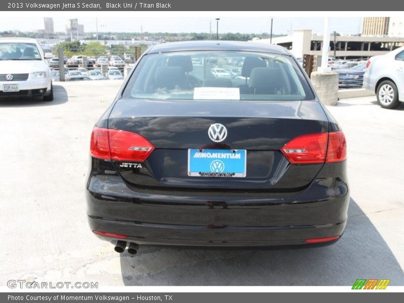Black Uni / Titan Black 2013 Volkswagen Jetta S Sedan
