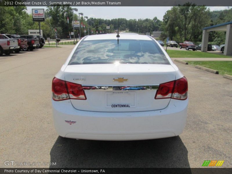 Summit White / Jet Black/Medium Titanium 2012 Chevrolet Cruze LS
