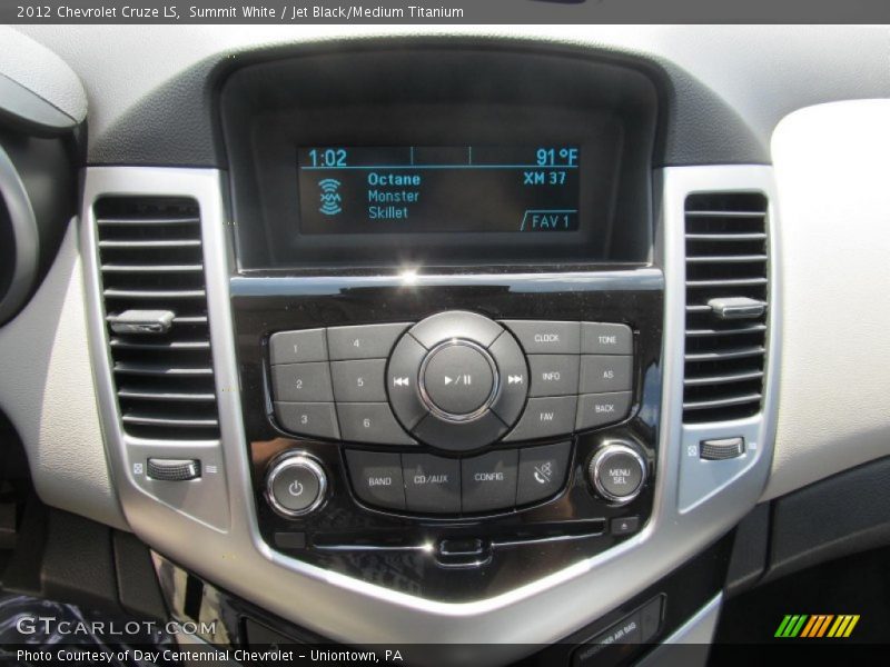 Summit White / Jet Black/Medium Titanium 2012 Chevrolet Cruze LS