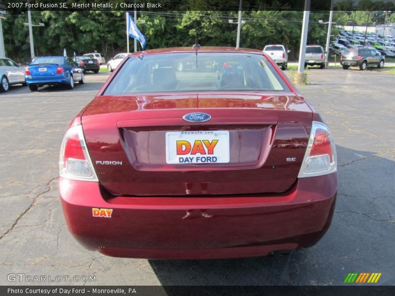 Merlot Metallic / Charcoal Black 2007 Ford Fusion SE