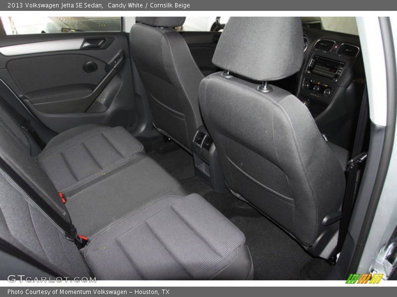 Candy White / Cornsilk Beige 2013 Volkswagen Jetta SE Sedan