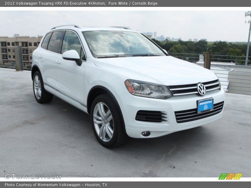 Pure White / Cornsilk Beige 2013 Volkswagen Touareg VR6 FSI Executive 4XMotion