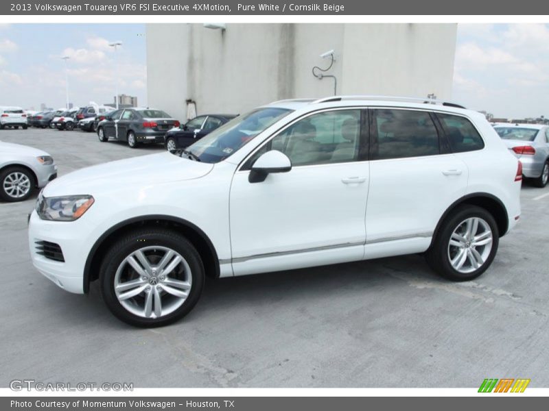 Pure White / Cornsilk Beige 2013 Volkswagen Touareg VR6 FSI Executive 4XMotion