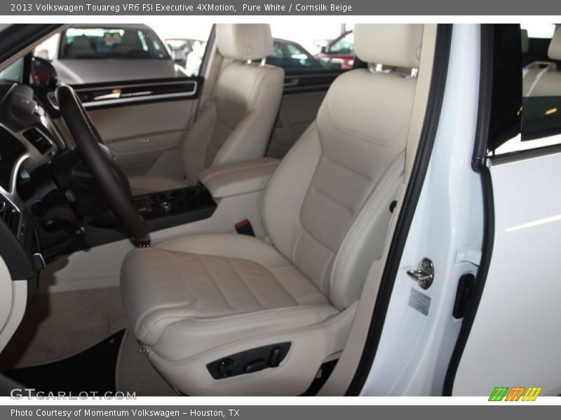  2013 Touareg VR6 FSI Executive 4XMotion Cornsilk Beige Interior