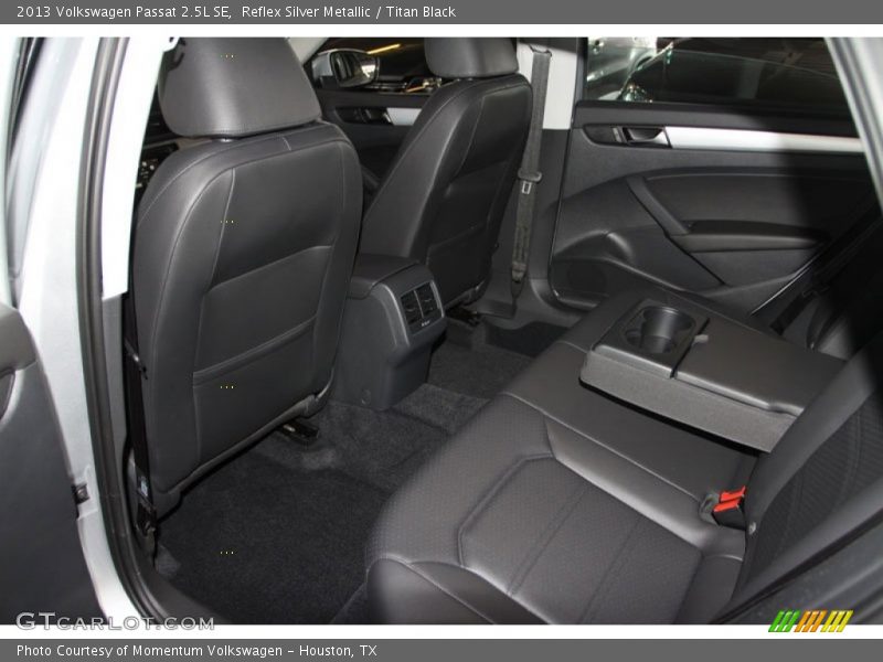 Reflex Silver Metallic / Titan Black 2013 Volkswagen Passat 2.5L SE