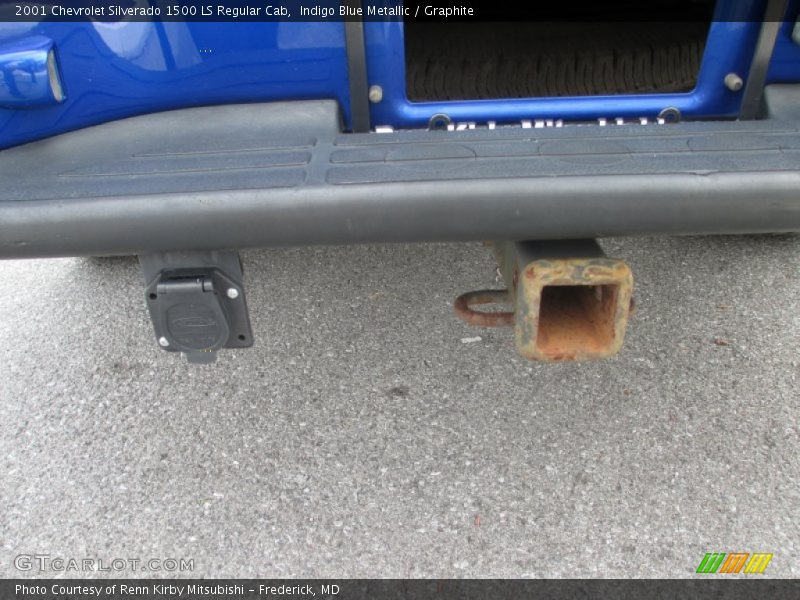 Indigo Blue Metallic / Graphite 2001 Chevrolet Silverado 1500 LS Regular Cab