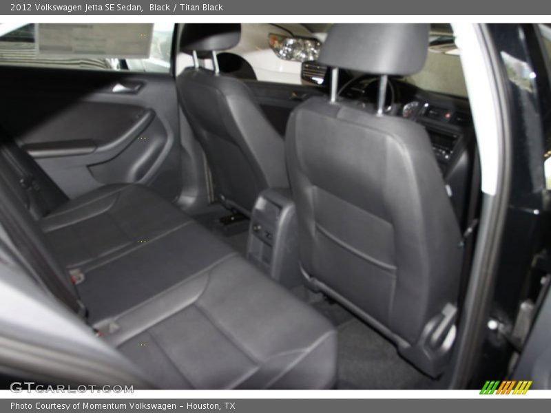 Black / Titan Black 2012 Volkswagen Jetta SE Sedan