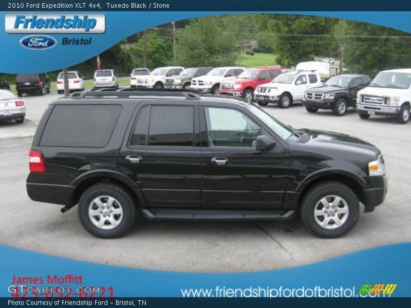 Tuxedo Black / Stone 2010 Ford Expedition XLT 4x4