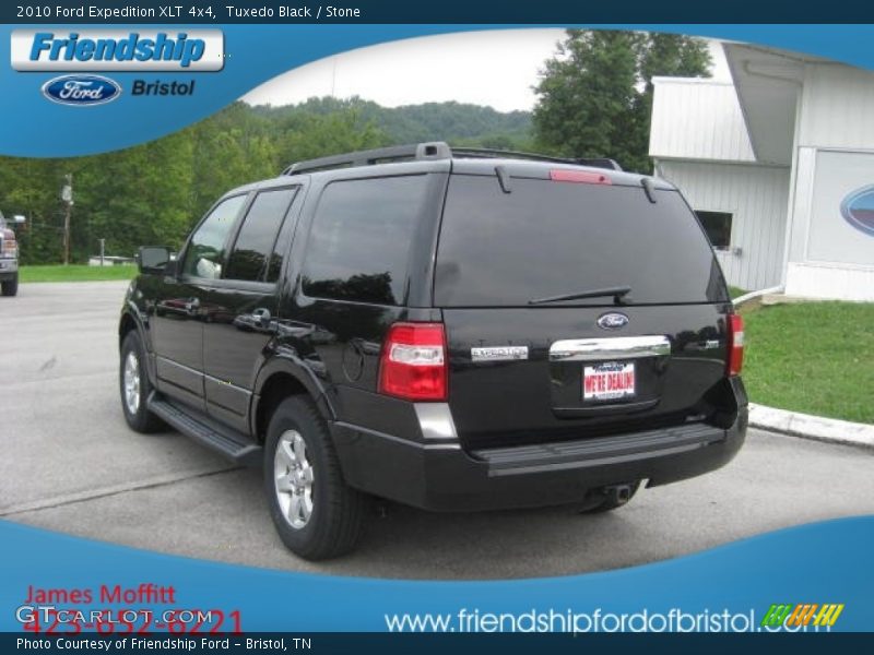 Tuxedo Black / Stone 2010 Ford Expedition XLT 4x4