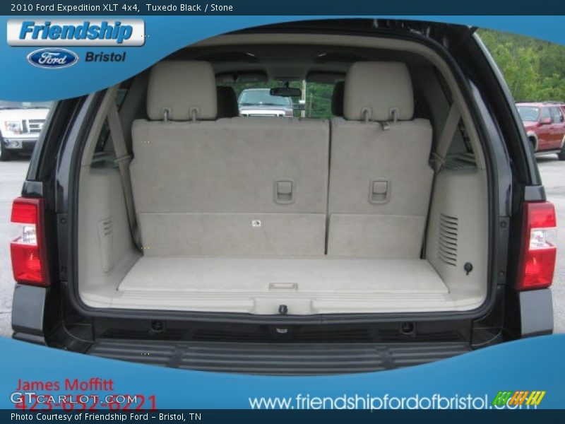 Tuxedo Black / Stone 2010 Ford Expedition XLT 4x4