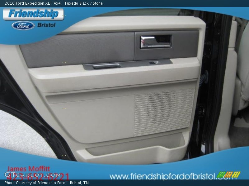 Tuxedo Black / Stone 2010 Ford Expedition XLT 4x4