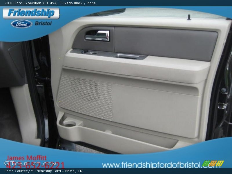 Tuxedo Black / Stone 2010 Ford Expedition XLT 4x4