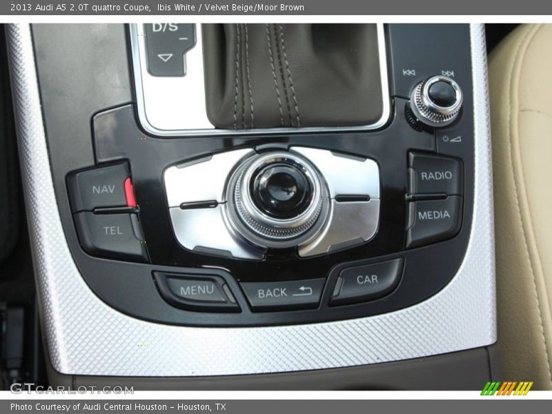 Ibis White / Velvet Beige/Moor Brown 2013 Audi A5 2.0T quattro Coupe