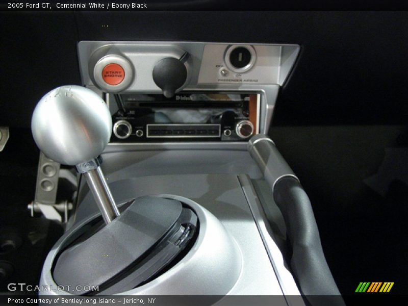 Centennial White / Ebony Black 2005 Ford GT