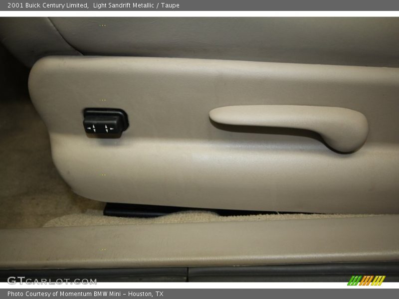 Light Sandrift Metallic / Taupe 2001 Buick Century Limited