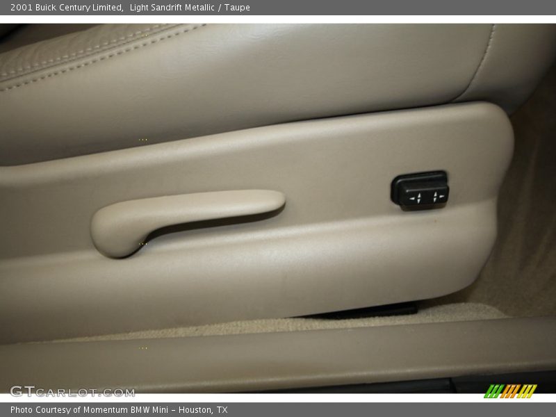 Light Sandrift Metallic / Taupe 2001 Buick Century Limited