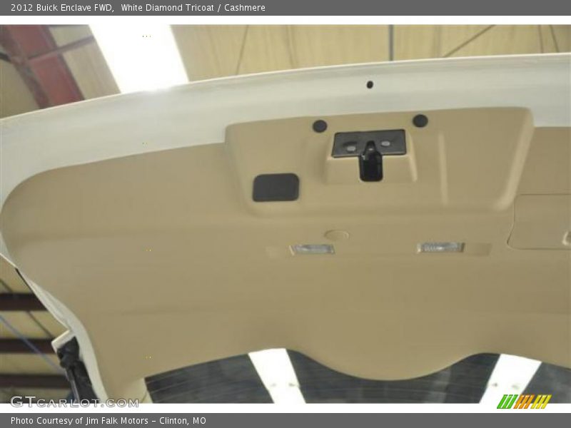 White Diamond Tricoat / Cashmere 2012 Buick Enclave FWD