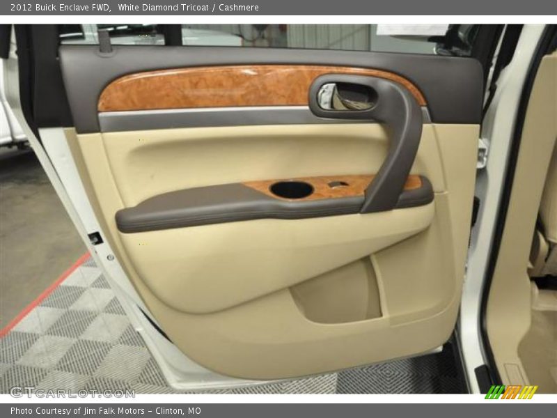 White Diamond Tricoat / Cashmere 2012 Buick Enclave FWD