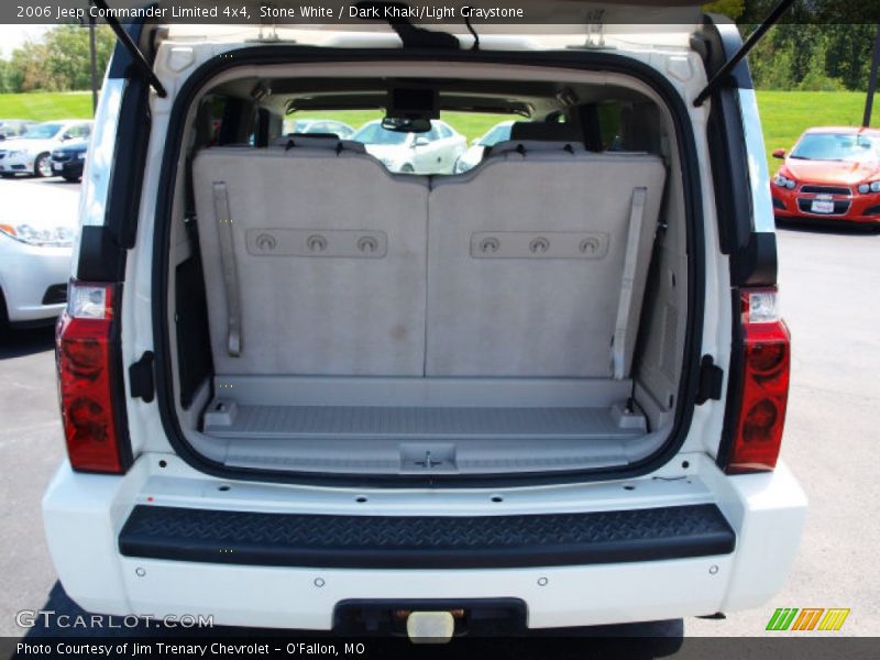 Stone White / Dark Khaki/Light Graystone 2006 Jeep Commander Limited 4x4