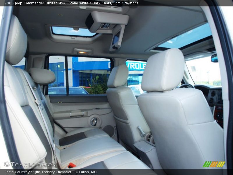 Stone White / Dark Khaki/Light Graystone 2006 Jeep Commander Limited 4x4