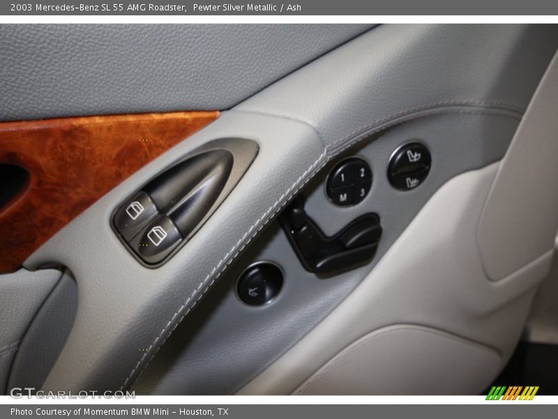Controls of 2003 SL 55 AMG Roadster
