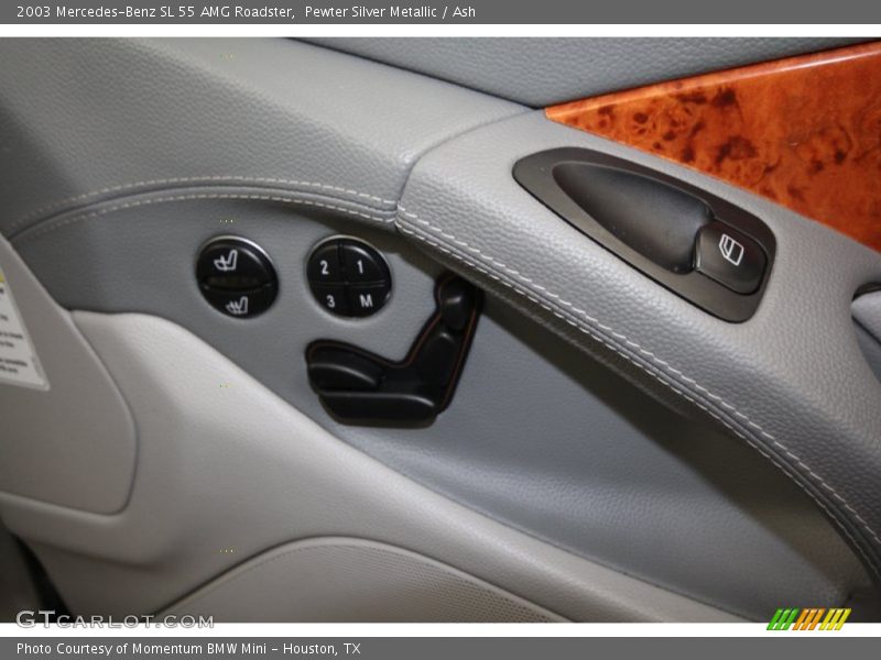 Controls of 2003 SL 55 AMG Roadster