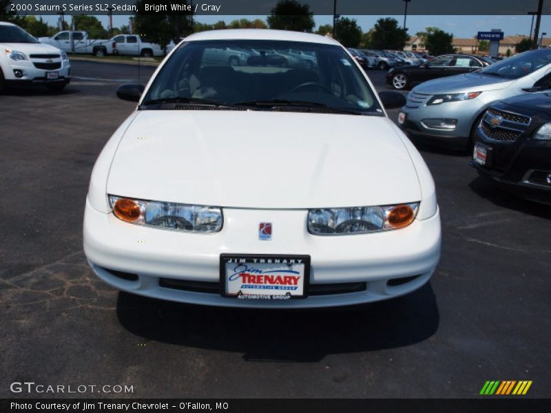 Bright White / Gray 2000 Saturn S Series SL2 Sedan