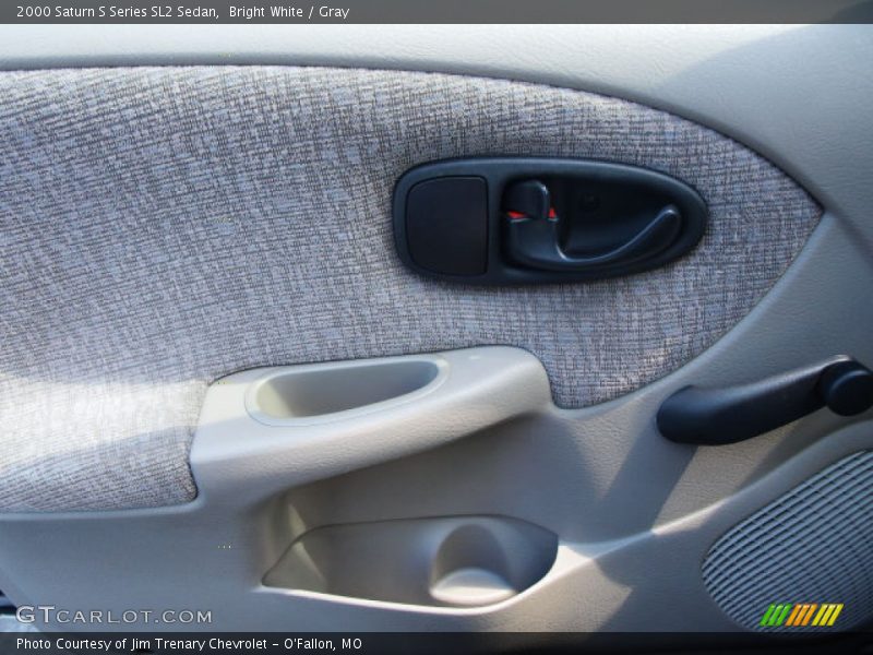 Bright White / Gray 2000 Saturn S Series SL2 Sedan