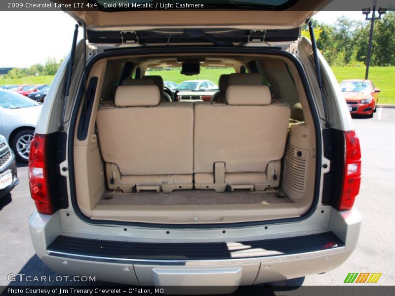 Gold Mist Metallic / Light Cashmere 2009 Chevrolet Tahoe LTZ 4x4