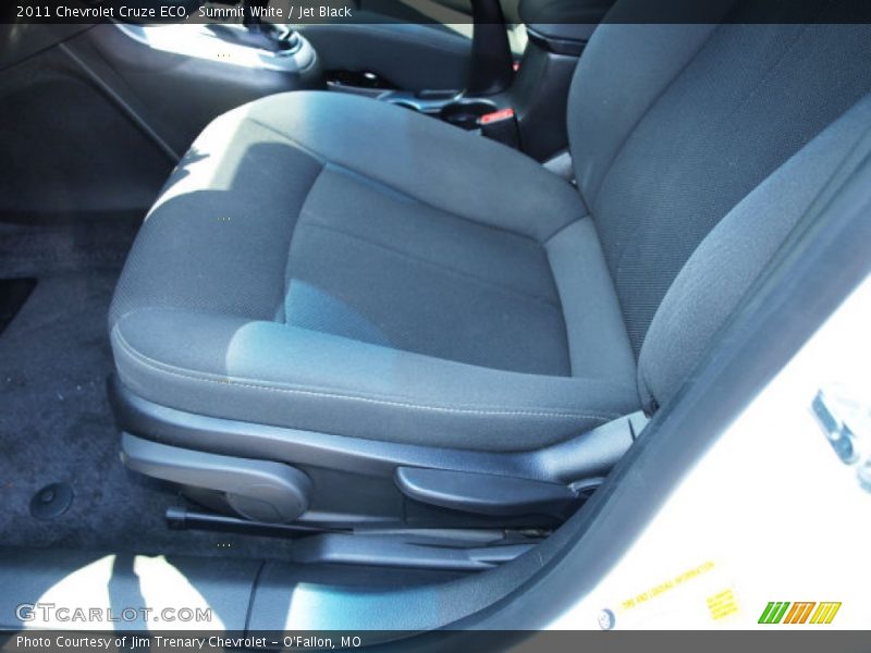 Summit White / Jet Black 2011 Chevrolet Cruze ECO