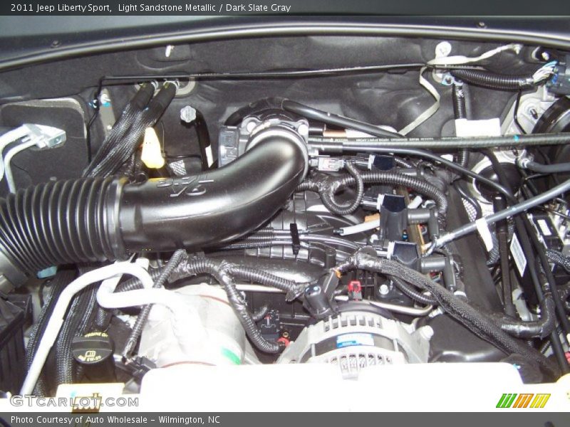 Light Sandstone Metallic / Dark Slate Gray 2011 Jeep Liberty Sport